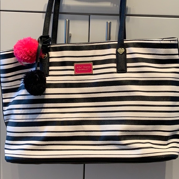 Betsey Johnson Handbags - Betsy Johnson bag